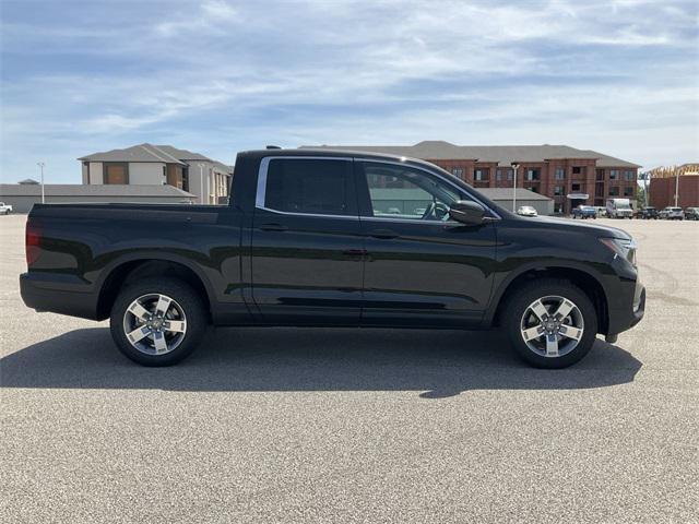 new 2025 Honda Ridgeline car, priced at $44,430
