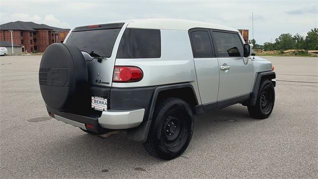 used 2007 Toyota FJ Cruiser car, priced at $11,455