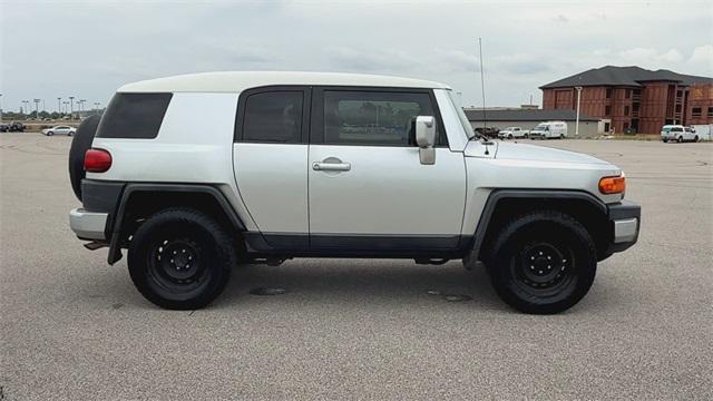 used 2007 Toyota FJ Cruiser car, priced at $11,455