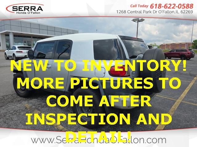 used 2007 Toyota FJ Cruiser car, priced at $11,455