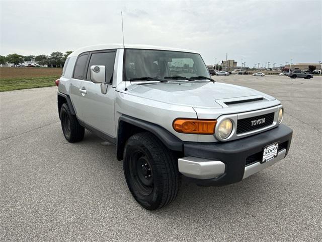 used 2007 Toyota FJ Cruiser car, priced at $11,455
