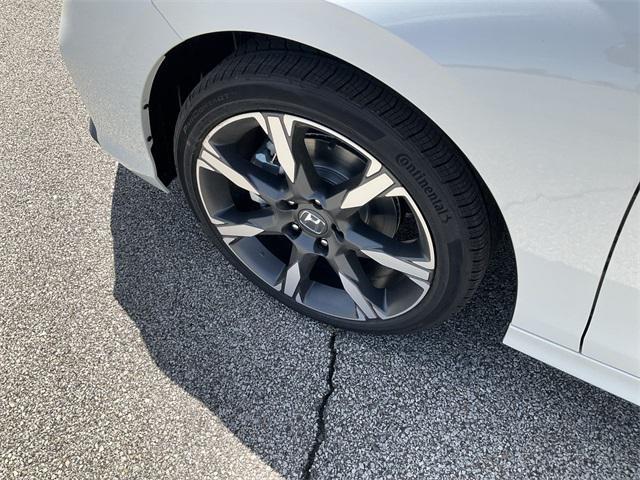 new 2025 Honda Civic Hybrid car, priced at $33,555
