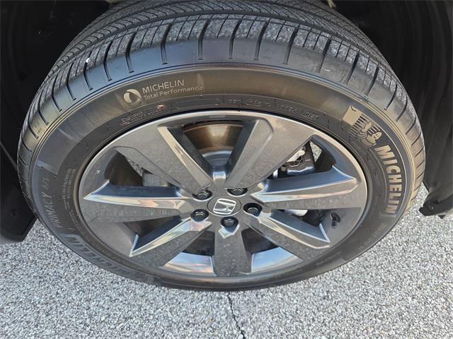 used 2023 Honda Pilot car, priced at $36,588
