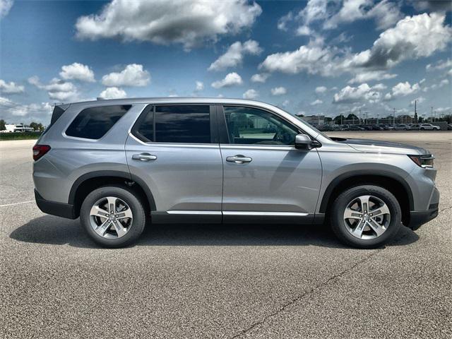 new 2025 Honda Pilot car, priced at $47,095