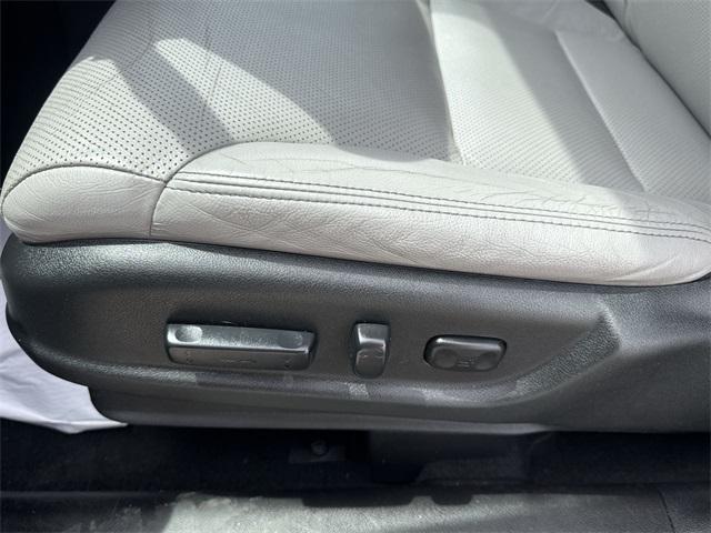 used 2015 Honda CR-V car, priced at $16,877