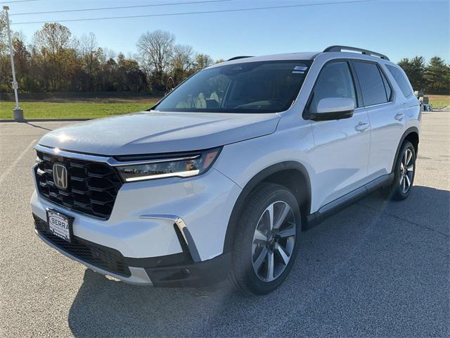 new 2025 Honda Pilot car, priced at $54,930