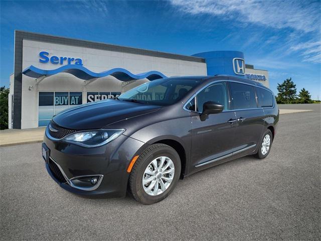 used 2019 Chrysler Pacifica car, priced at $16,977