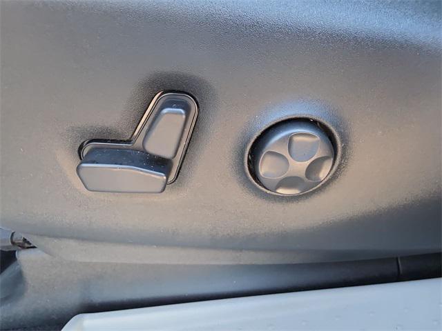 used 2019 Chrysler Pacifica car, priced at $16,977