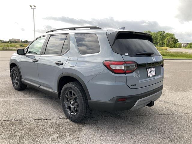 new 2025 Honda Pilot car, priced at $51,250