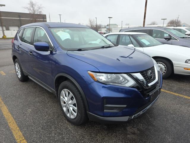 used 2018 Nissan Rogue car, priced at $15,677