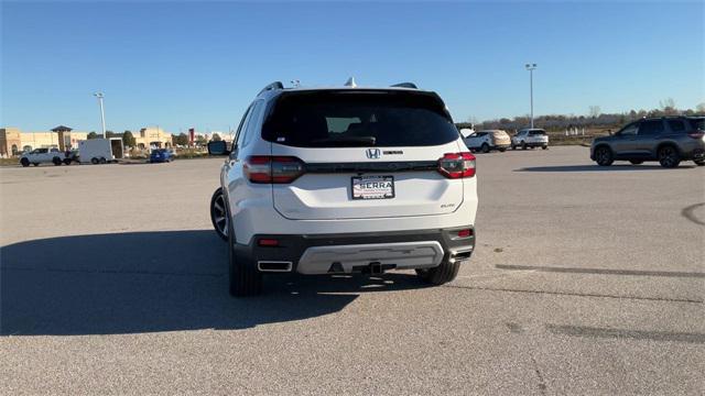 new 2025 Honda Pilot car, priced at $55,920