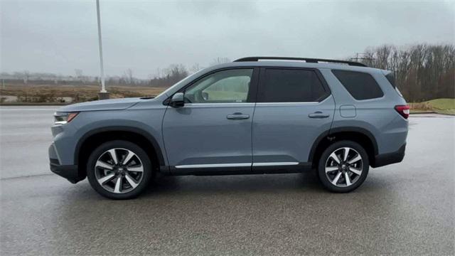new 2025 Honda Pilot car, priced at $51,550