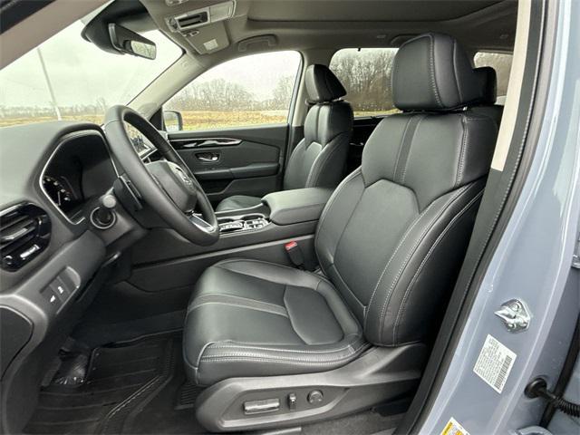 new 2025 Honda Pilot car, priced at $51,550