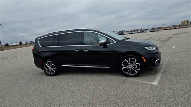 used 2022 Chrysler Pacifica car, priced at $35,477