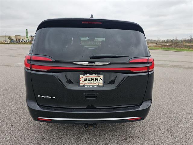 used 2022 Chrysler Pacifica car, priced at $35,477