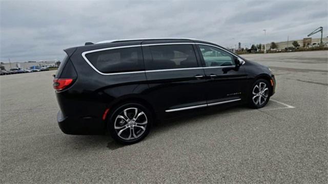 used 2022 Chrysler Pacifica car, priced at $35,477