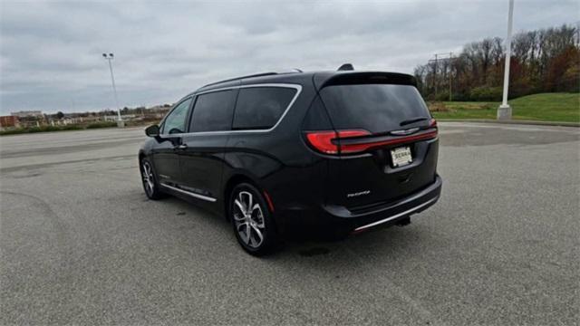 used 2022 Chrysler Pacifica car, priced at $35,477