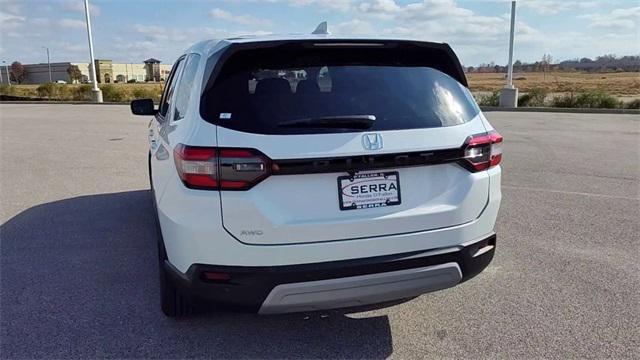 new 2025 Honda Pilot car, priced at $47,505