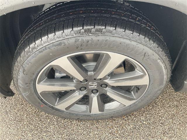 new 2025 Honda Pilot car, priced at $54,985