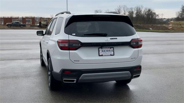 new 2025 Honda Pilot car, priced at $54,985