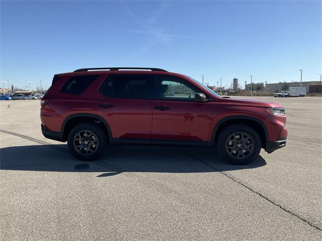 new 2025 Honda Pilot car, priced at $51,305