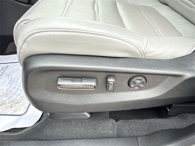 used 2022 Honda CR-V car, priced at $32,277
