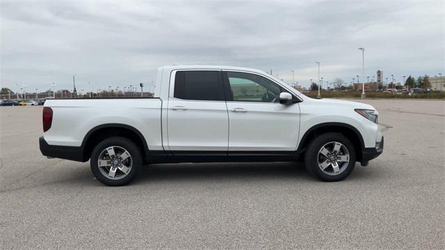 new 2025 Honda Ridgeline car, priced at $45,330