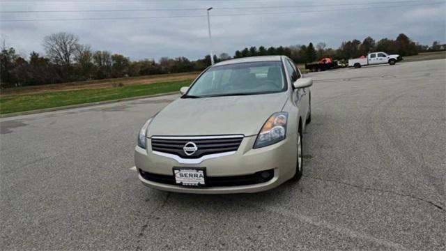 used 2009 Nissan Altima car, priced at $5,955