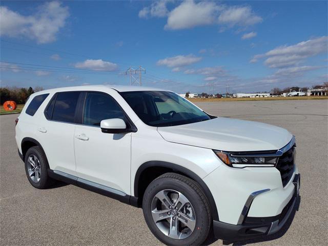 new 2025 Honda Pilot car, priced at $47,450