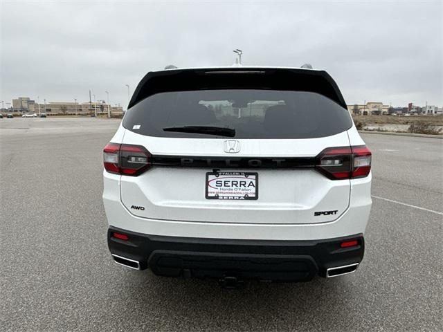 new 2025 Honda Pilot car, priced at $44,205