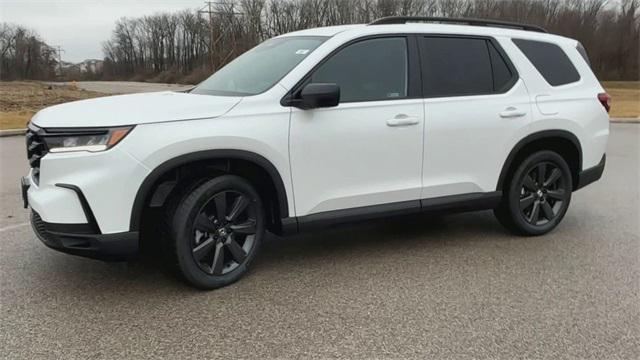 new 2025 Honda Pilot car, priced at $44,205