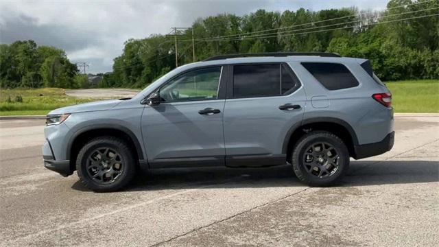new 2025 Honda Pilot car, priced at $51,305