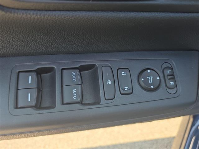 used 2025 Honda CR-V Hybrid car, priced at $36,177