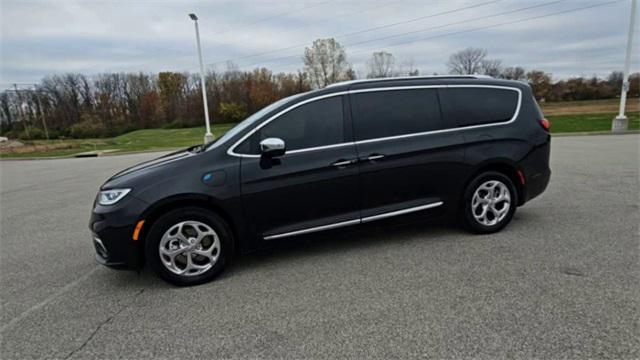 used 2021 Chrysler Pacifica Hybrid car, priced at $33,500