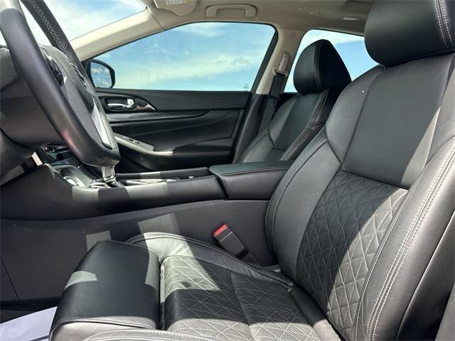 used 2022 Nissan Maxima car, priced at $27,677