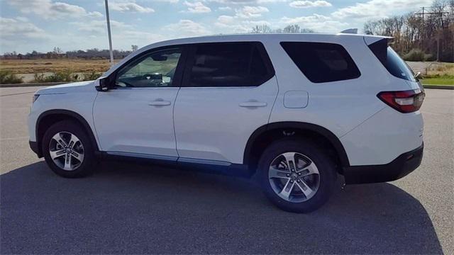 new 2025 Honda Pilot car, priced at $47,450