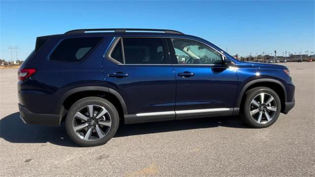 new 2025 Honda Pilot car, priced at $51,050