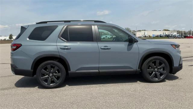 new 2025 Honda Pilot car, priced at $44,980