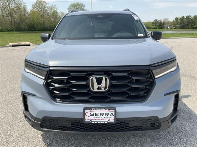 new 2025 Honda Pilot car, priced at $44,980