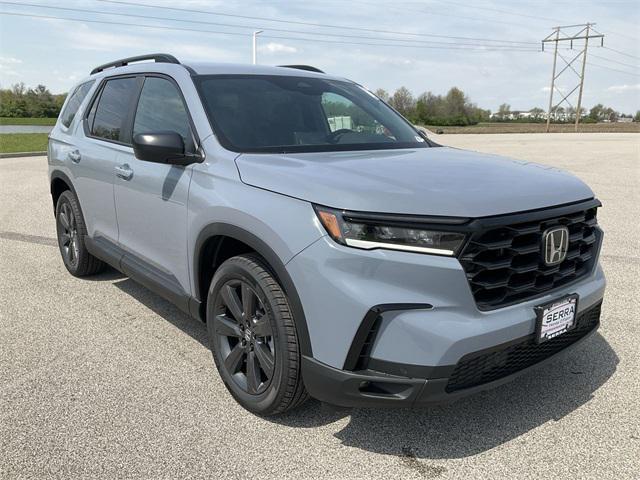 new 2025 Honda Pilot car, priced at $44,980