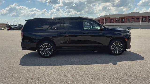 used 2022 Cadillac Escalade ESV car, priced at $66,377