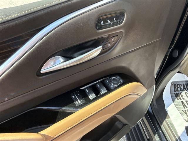 used 2022 Cadillac Escalade ESV car, priced at $66,377