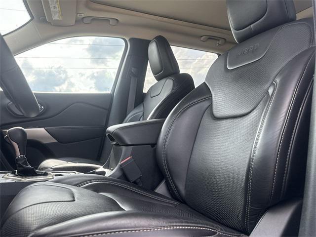 used 2018 Jeep Cherokee car, priced at $15,677