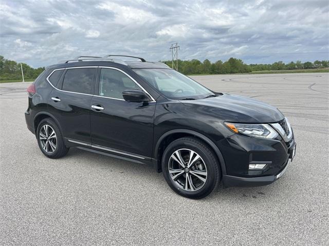 used 2018 Nissan Rogue car, priced at $19,277