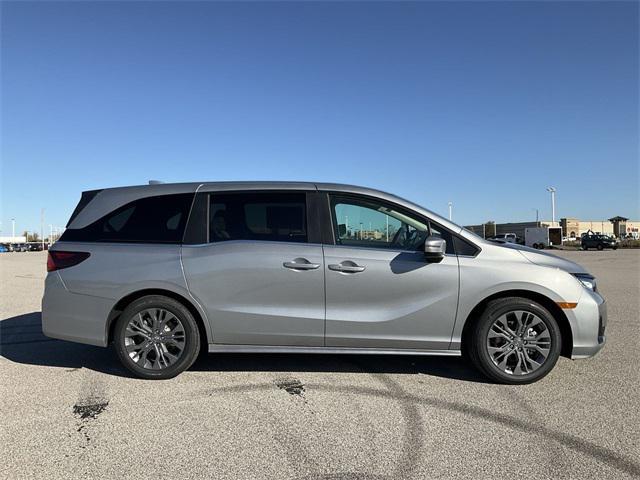 new 2025 Honda Odyssey car, priced at $48,005