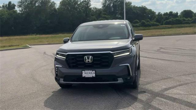 new 2025 Honda Pilot car, priced at $46,995