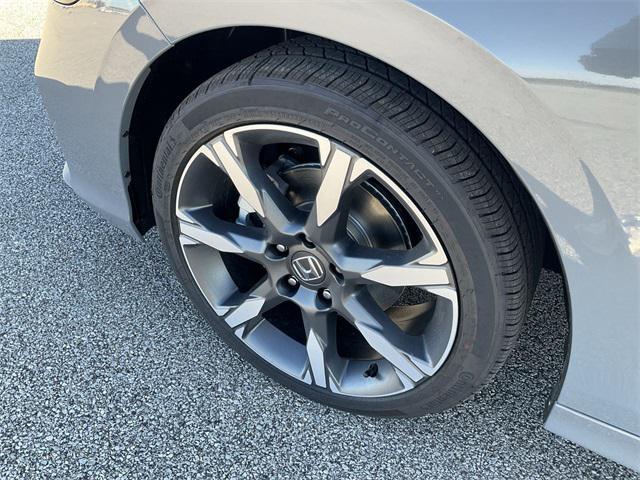 new 2026 Honda Civic Hybrid car, priced at $33,945