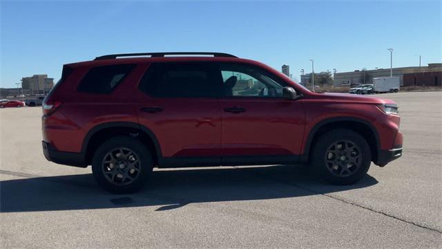 new 2025 Honda Pilot car, priced at $51,305