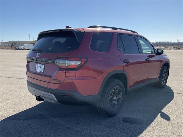 new 2025 Honda Pilot car, priced at $51,305