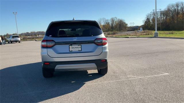 new 2025 Honda Pilot car, priced at $47,725